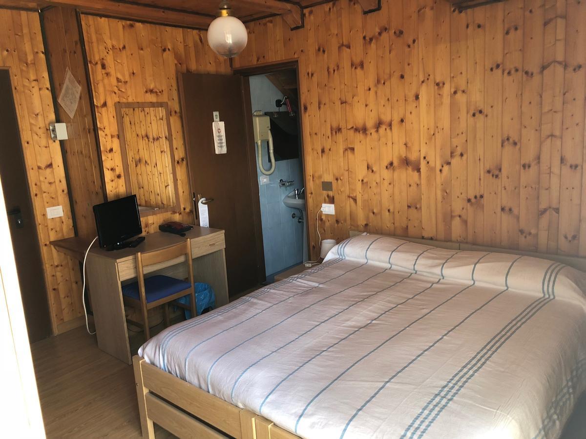 Albergo La Perla Craveggia Εξωτερικό φωτογραφία